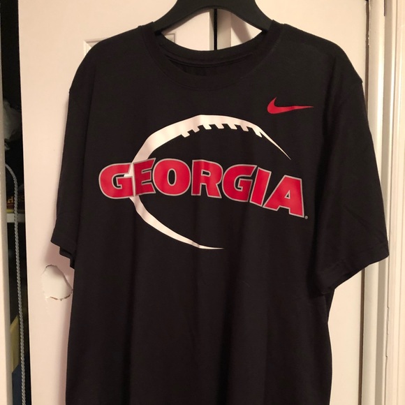 Clothes - Picture 7 of 8